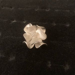 Premier Designs Magnolia Ring